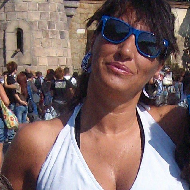 Tina Leone
