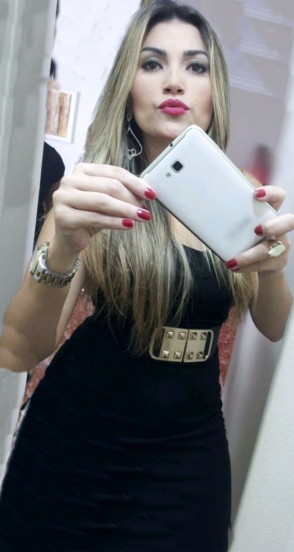 Mari Medeiros