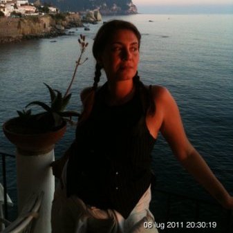 Helga Leoni