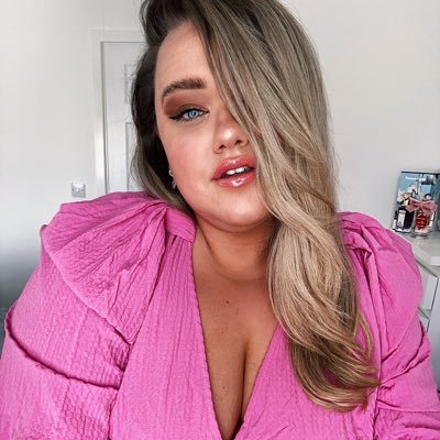 Chloe Elliott