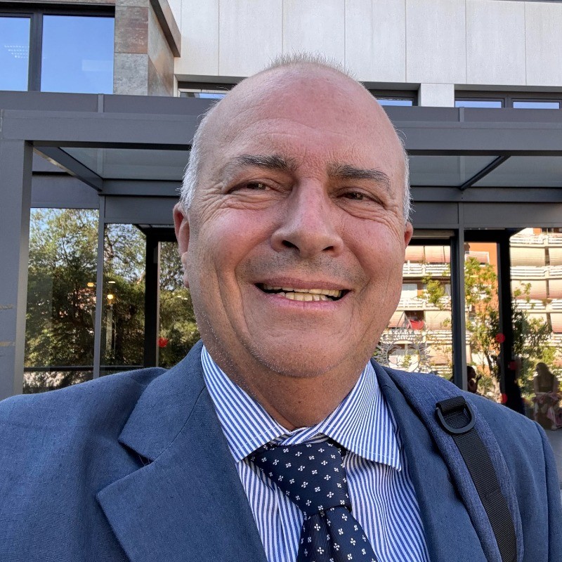 Dr. Guido Parente